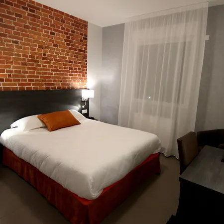 Logis - La D'amiens Szálloda 3*