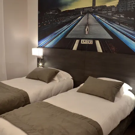 Logis - La D'amiens Hotel 3*