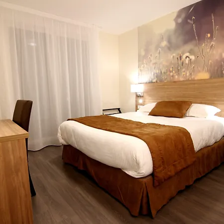 Logis - La D'amiens Hotel