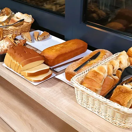 Logis - La D'amiens Szálloda