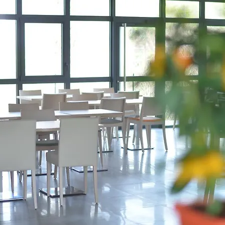 Hotel Logis - La D'amiens 3*