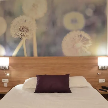 Logis - La D'amiens Hotel 3*