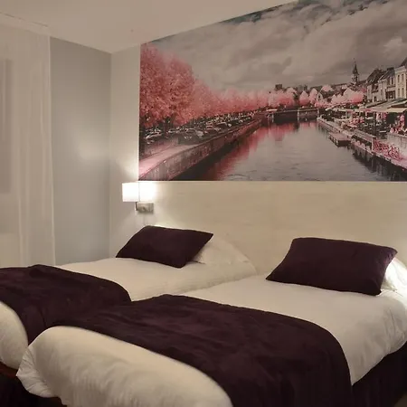 Logis - La D'amiens Hotel 3*