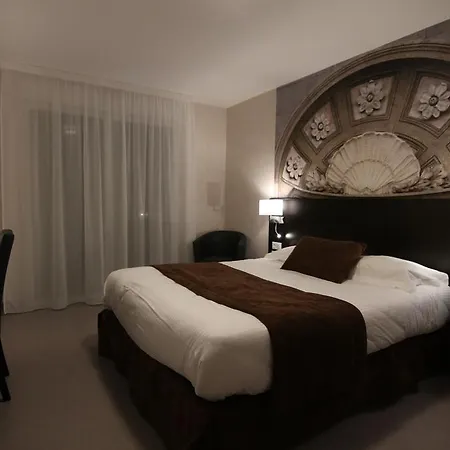 Logis - La D'amiens Hotel 3*